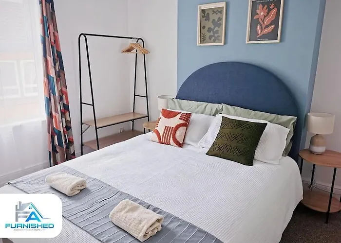 4 Bedroom House - Contractors Welcome *