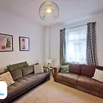 4 Bedroom House - Contractors Welcome *
